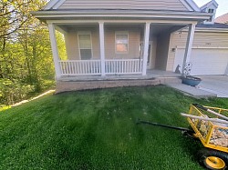 Well i must have been doing something right because when i was about done with the gardens this lovely gentleman named Jim stops and asks if i can stop over to his house next
